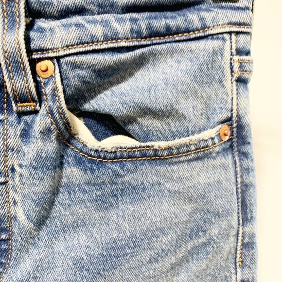 🌷SALE Levi’s Wedgie Jeans Size 24 90s Light Wash Button Fly Distressed - Picture 15 of 15